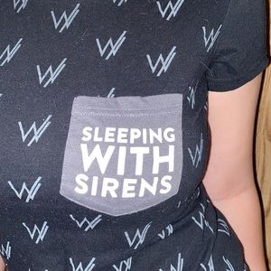 Sleeping with Sirens band tee!!